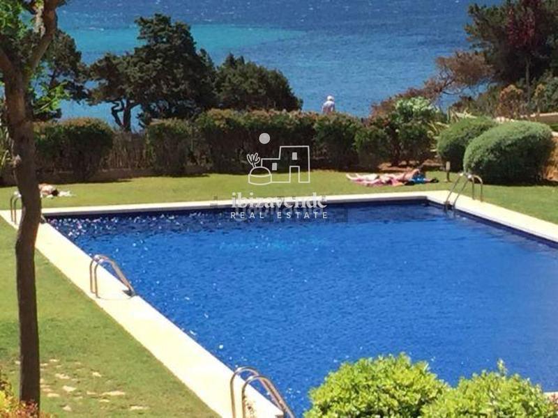 Foto 015ca5e0-30ce-4d64-af49-c0424c76761b. Lloguer pis amb calefacció aparcament piscina a Santa Eulària des riu Santa Eulària