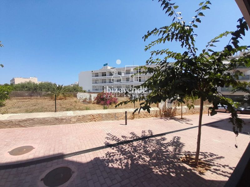Foto 979a1011-e297-4a09-8679-a10fa6110595. Pis amb calefacció piscina a Santa Eulària des riu Santa Eulària