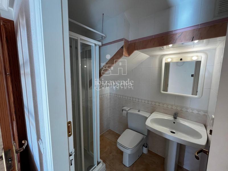 Foto ef203658-05a9-4931-9cca-b40d5c887a1f. Alquiler dúplex  con gran solárium en centro Sant Carles en Santa Eulària