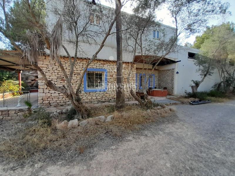 Foto 223d60c8-ec2a-4f7d-baf8-66e1e91988e5. Chalet mit parking pool in Santa Eulària des riu Santa Eulària