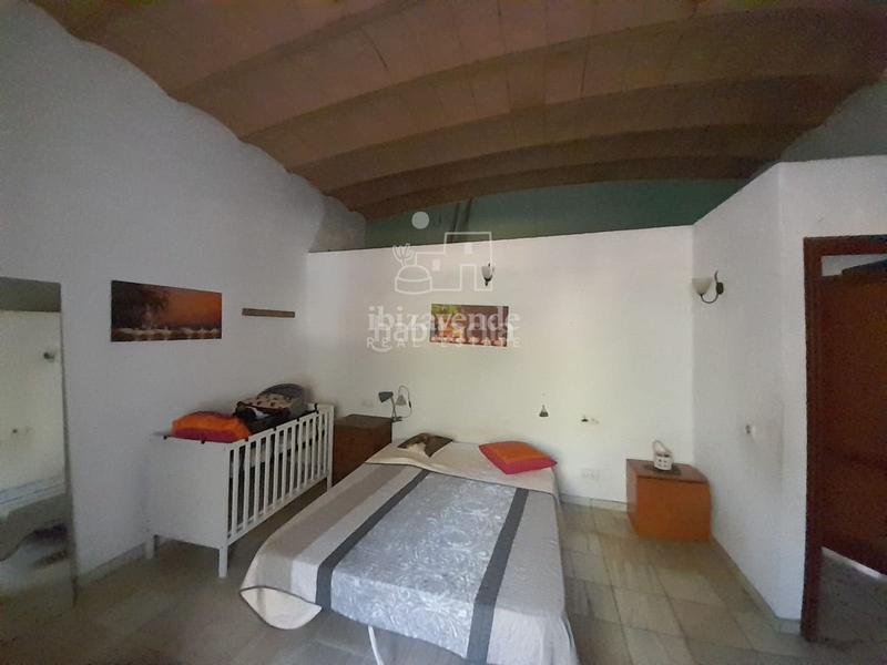 Foto 255ae23d-c726-40df-875c-0b4a72565859. Chalet mit parking pool in Santa Eulària des riu Santa Eulària