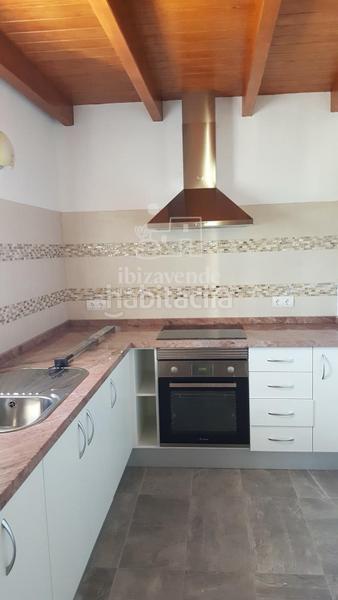 Foto 2ead3939-a970-4563-a569-8cdcde50c84a. Chalet mit parking pool in Santa Eulària des riu Santa Eulària