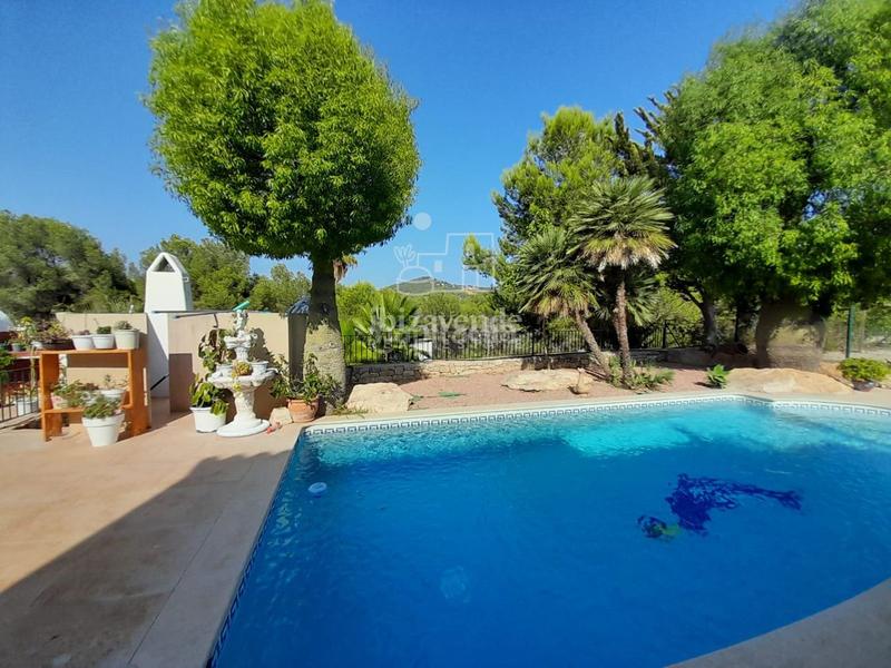 Foto 57036ed9-bec6-404d-bcd5-5d6b21c2d42b. Chalet mit parking pool in Santa Eulària des riu Santa Eulària