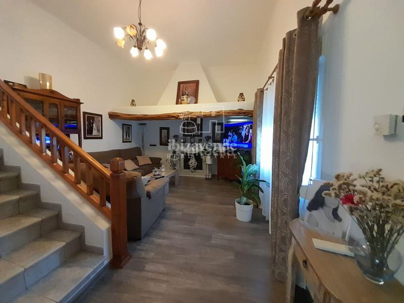 Foto 8cf5ec01-91c7-4eb0-8e57-b0b623fc611e. Chalet mit parking pool in Santa Eulària des riu Santa Eulària