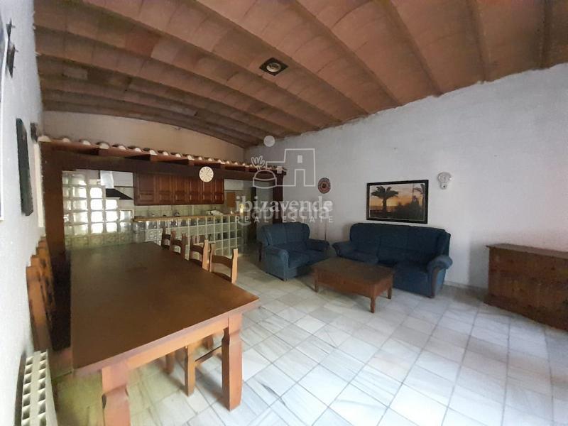 Foto bce86091-0a84-4b6e-b489-2c82803d2e26. Chalet mit parking pool in Santa Eulària des riu Santa Eulària