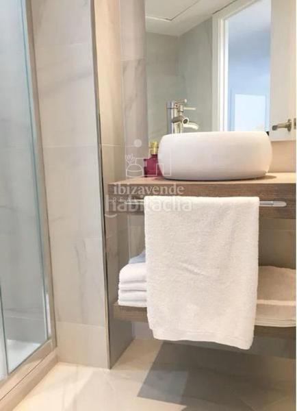 Foto 78b49bd6-ceed-4606-8f23-e16f2435f081. Alquiler piso apartamento anual en marina botafoch en Ibiza