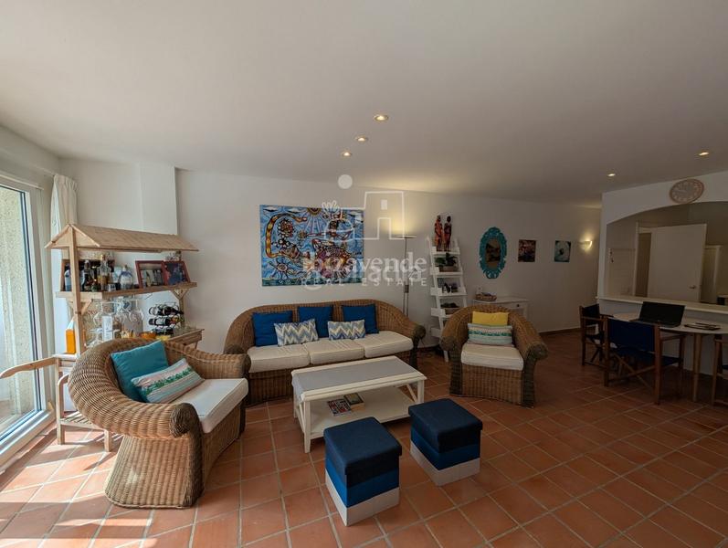 Foto 2500df7f-f8bd-463d-82e5-27351e9c69b1. Alquiler piso apartamento con vistas a la piscina en cala llenya urbanización la joya, para 11 meses en Santa Eulària