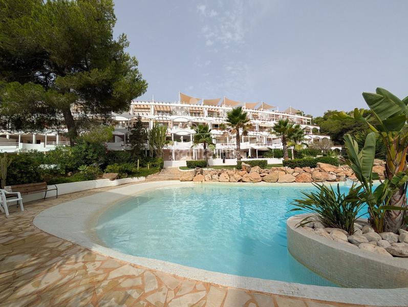 Foto 714e2f30-e677-426a-aace-328f4e725bca. Alquiler piso apartamento con vistas a la piscina en cala llenya urbanización la joya, para 11 meses en Santa Eulària