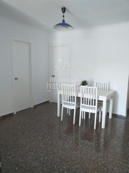 Foto 41974df9-b3e1-410d-a8d4-eb0b1ddd89dc. Alquiler piso acogedor apartamento en santa eulalia para el invierno. en Santa Eulària