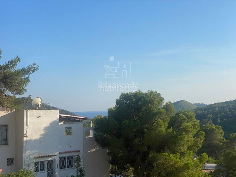 Foto 67970c5d-fa22-45d3-8e9d-e13ffadceda0. Ático exclusivo ático con terraza privada y vistas al mar en valverde en Santa Eulària