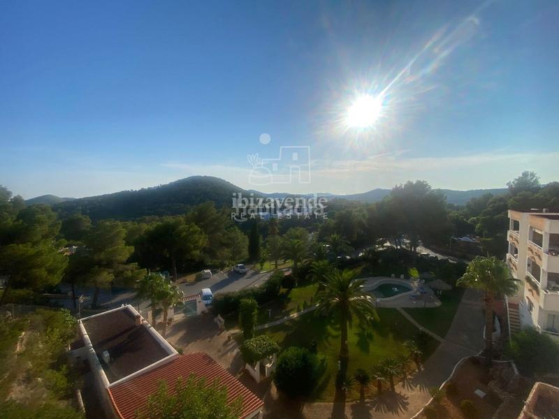 Foto 6ffad752-57ea-4608-acaa-3a0f67b0b2f5. Ático exclusivo ático con terraza privada y vistas al mar en valverde en Santa Eulària