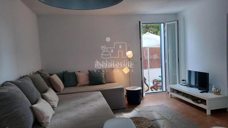 Foto ff9a269f-bf67-45cb-9807-17df895cc953. Alquiler ático precioso apartamento en Formentera