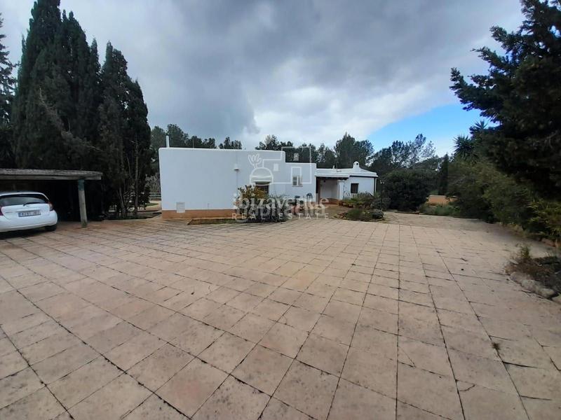 Foto 0c9b5d03-539f-4216-9699-2b3a00836c08. Chalet autenticidad ibicenca con comodidad moderna en es novells santa eulalia en Santa Eulària