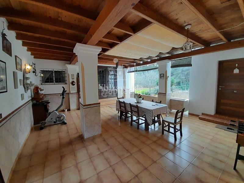 Foto e7b4d67e-166f-48b9-a32d-731060e04db6. Chalet autenticidad ibicenca con comodidad moderna en es novells santa eulalia en Santa Eulària