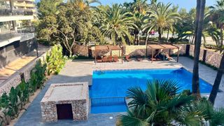 Pis  Juan carlos i. Fantástico apartamento amplio de 4 habitaciones en marina botafo