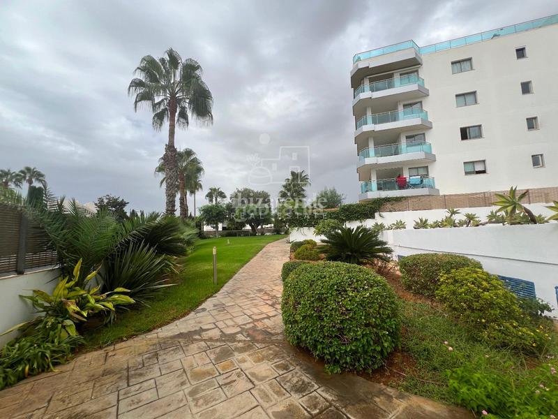 Foto 4ee6d0cd-a069-4bb4-83ea-f65a9ac421f6. Rent flat with heating parking pool in Santa Eulària des riu Santa Eulària