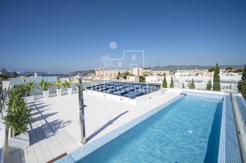 Foto 1f209155-f146-4ba7-9ef5-2dff5070186b. Attico con riscaldamento parcheggio piscina in Marina Botafoc-Talamanca Ibiza