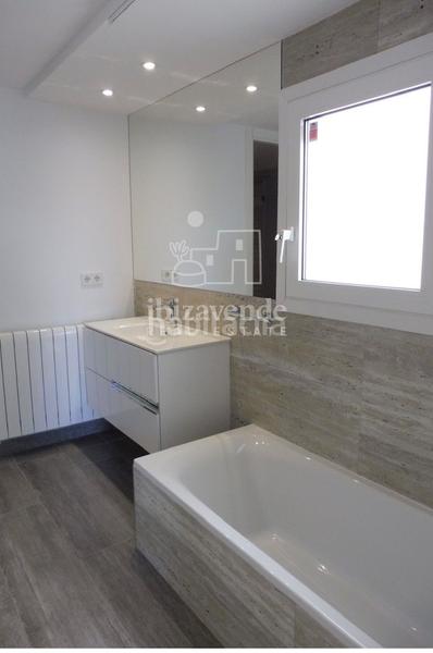 Foto 08898c1d-a5b7-4539-8655-2acbaad61790. Appartement avec chauffage parking piscine dans Marina Botafoc-Talamanca Ibiza