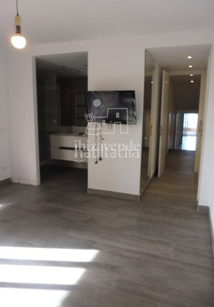 Foto 270454a8-d1d7-49d5-a895-c61e8cc72da8. Appartement avec chauffage parking piscine dans Marina Botafoc-Talamanca Ibiza