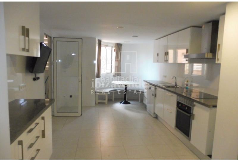 Foto 443d0fd5-6144-4714-8114-2be2da96bd39. Appartement avec chauffage parking piscine dans Marina Botafoc-Talamanca Ibiza