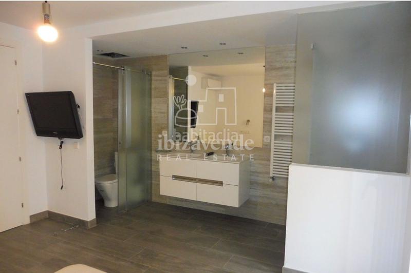 Foto b32f3ee9-60da-402d-b431-9ac6e8f59a1e. Appartement avec chauffage parking piscine dans Marina Botafoc-Talamanca Ibiza