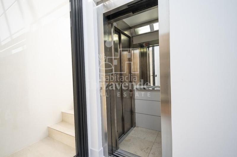 Foto 64bf4e8f-1636-481b-b932-90ffd3827866. Rent penthouse with heating parking pool in Marina Botafoc-Talamanca Ibiza