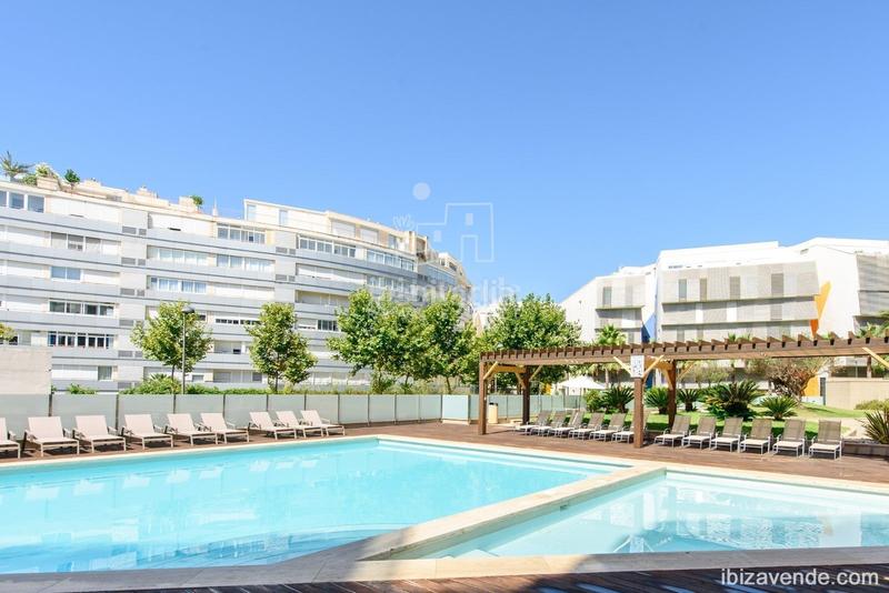 Foto f4b6ffe9-352c-475a-ba82-8cf9170a6820. Pis amb calefacció aparcament piscina a Marina Botafoc-Talamanca Ibiza