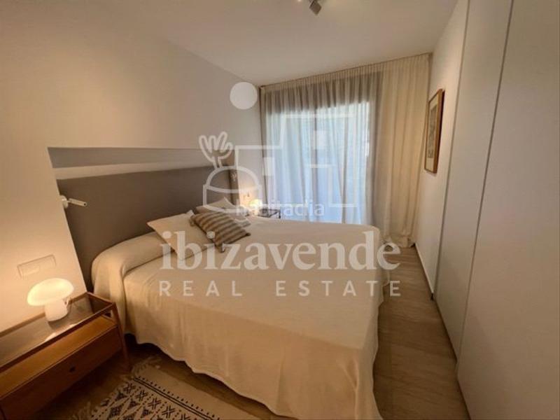 Foto f50d4cd9-4f4e-4553-abd4-df1529b7a1b0. Pis amb calefacció aparcament piscina a Marina Botafoc-Talamanca Ibiza