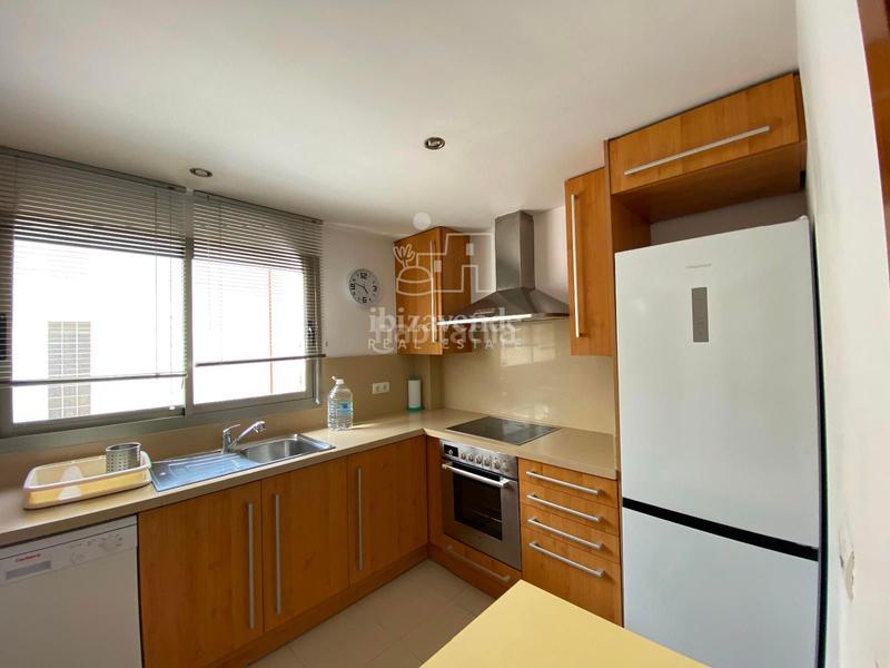 Foto 6be86160-10f4-4fb5-84c0-80ce288a1979. Rent penthouse with heating parking in Jesús Santa Eulària