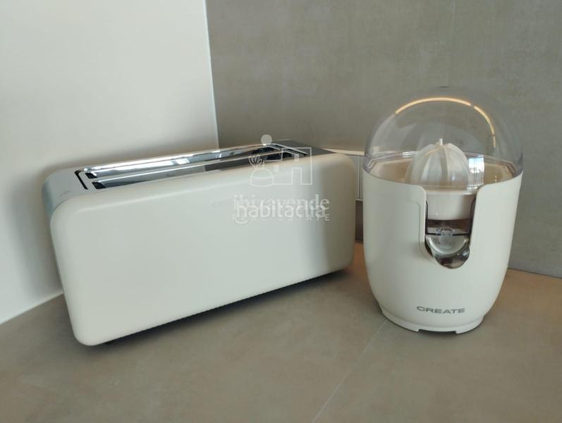 Foto 103dffe4-0db6-49bf-9255-ca74ae9491a9. Alquiler piso bonito piso en siesta con vistas al mar en Santa Eulària