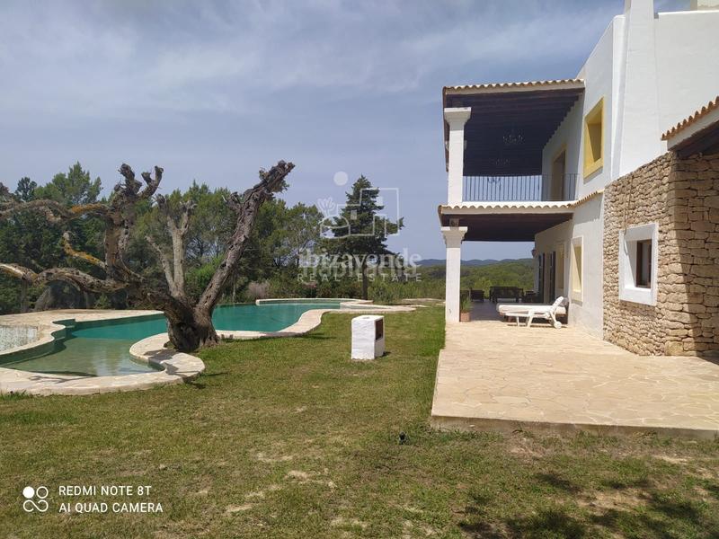 Foto 980e15f5-176e-411f-8020-436734bfdd98. Affitto casa con riscaldamento parcheggio piscina in Santa Eulària