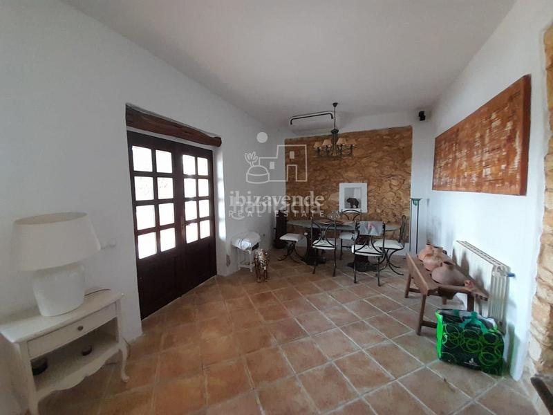 Foto 2e2bb3a7-c15a-4c21-a697-ee142da9d772. Lloguer casa amb calefacció aparcament piscina a Santa Eulària