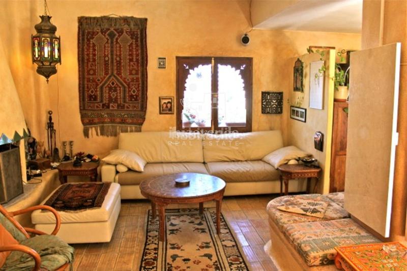 Foto 01837ad3-d242-449f-9fd6-8ca96d7940d2. Casa  única con más de 300m y espectacular azotea en Ibiza