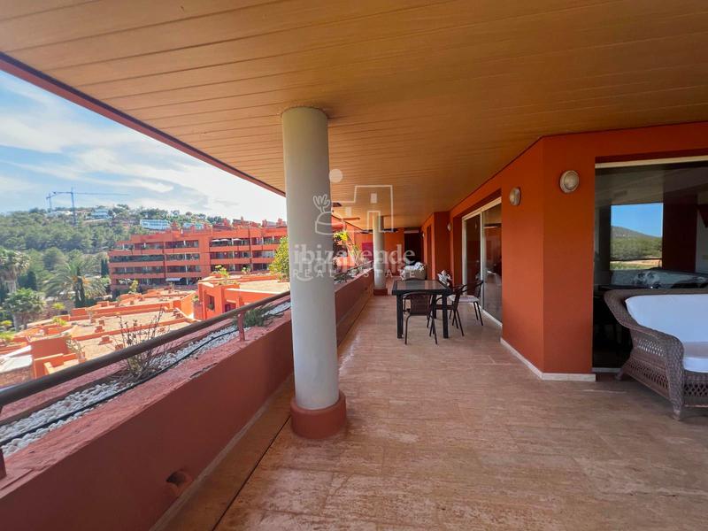 Foto 24d1692d-41fd-466a-b08e-86bc87b56e9a. Location appartement avec chauffage parking piscine dans Santa Eulària