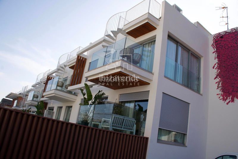 Foto a97ae565-ce72-4f5d-83fc-5c559313094f. Miete etagenwohnung mit heizung parking pool in Sant Antoni de Portmany