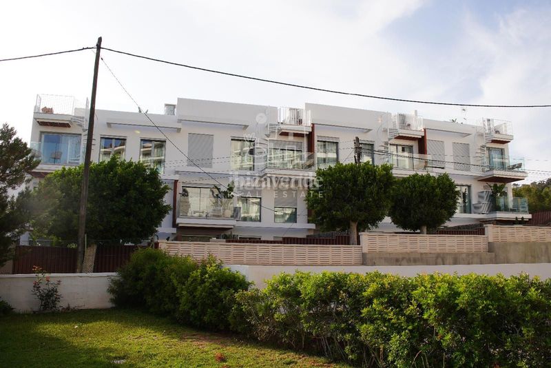 Foto ad1fb467-189d-427f-a539-0e97a0d470a7. Miete etagenwohnung mit heizung parking pool in Sant Antoni de Portmany