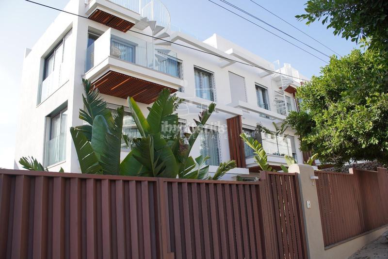 Foto 76a2fdf7-8d1b-462e-b96f-06320f9db3ee. Affitto appartamento con riscaldamento parcheggio piscina in Sant Antoni de Portmany