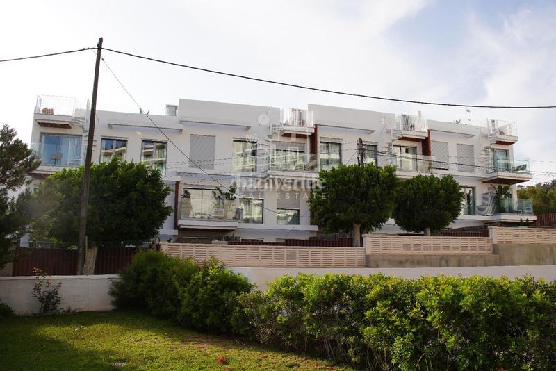 Foto eae90a73-18c7-4d9d-a624-3a23e16bd829. Affitto appartamento con riscaldamento parcheggio piscina in Sant Antoni de Portmany