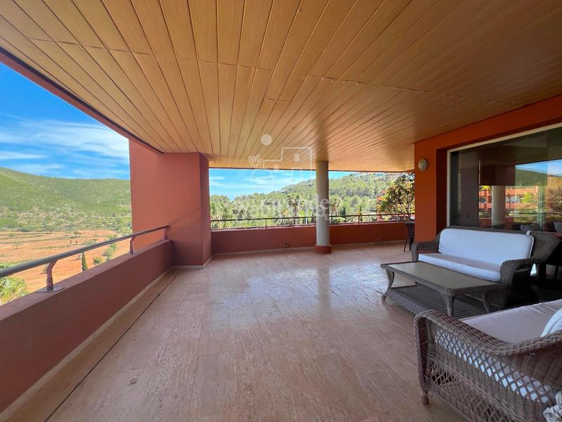 Foto 08301b18-f2de-4740-937b-36f1df6aa644. Alquiler piso apartamento en la exclusiva urbanización Roca Llisa en Santa Eulària