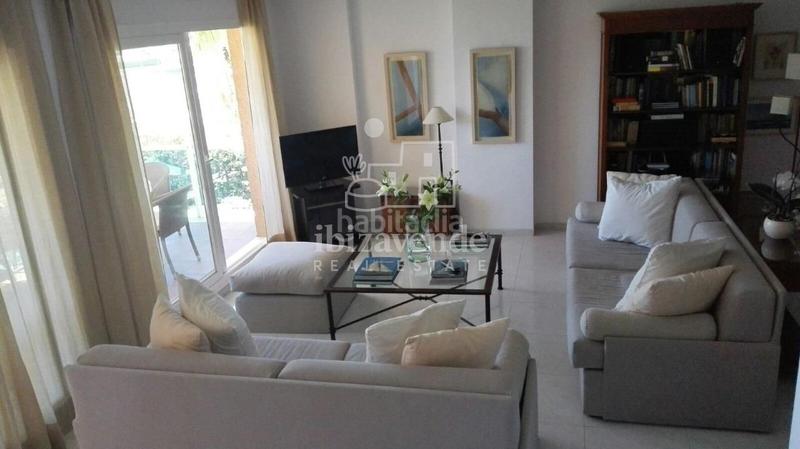 Foto 88b0d720-753b-4ee7-a440-4dd1185ecbb0. Miete etagenwohnung mit heizung pool in Marina Botafoc-Talamanca Ibiza