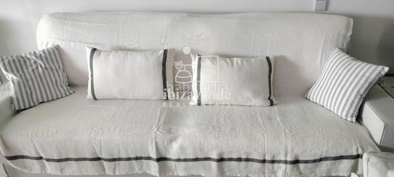 Foto 6af79a5d-c8b6-4c36-8c27-0c8e9248709b. Lloguer pis amb calefacció aparcament piscina a Marina Botafoc-Talamanca Ibiza