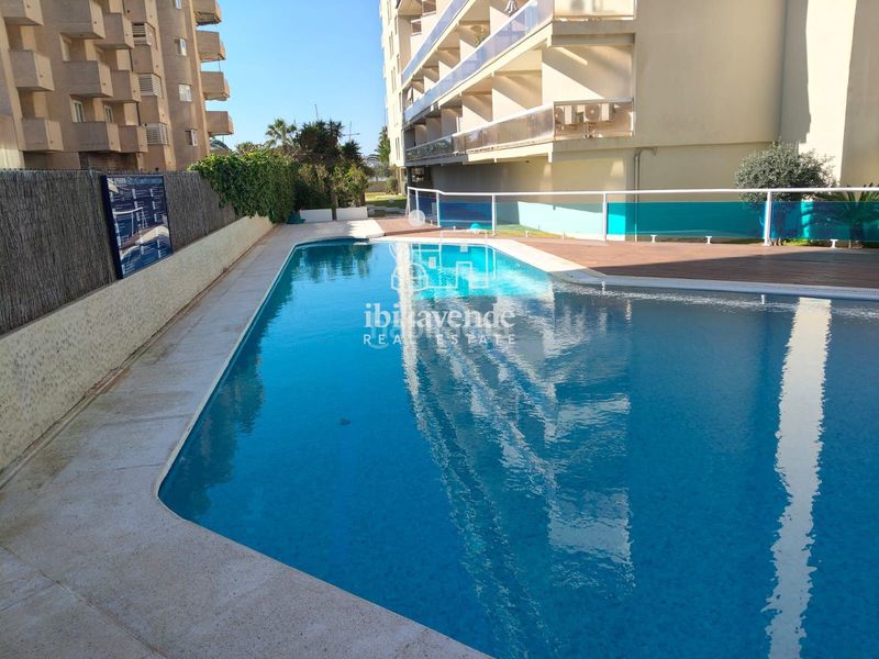 Foto af983a24-5967-4c51-b56a-6585d9fe588a. Lloguer pis amb calefacció aparcament piscina a Marina Botafoc-Talamanca Ibiza