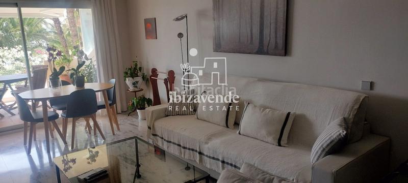 Foto 101a90e8-27b1-4c95-876b-75bf7275d60d. Miete etagenwohnung mit heizung parking pool in Marina Botafoc-Talamanca Ibiza