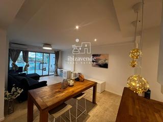 Etagenwohnung  Carrer marià villangómez. Piso de 110 metros en santa eulalia con vistas al mar