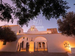 Haus  Del granero. Casa en parcela urbana de 700 m