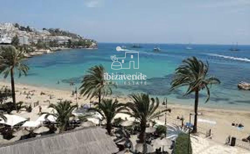 Foto b5b0231d-0009-4d01-9272-a9fc38f25eaf. Piso promoción exclusiva de tríplex de 3 dormitorios en ses figueretes en Ibiza