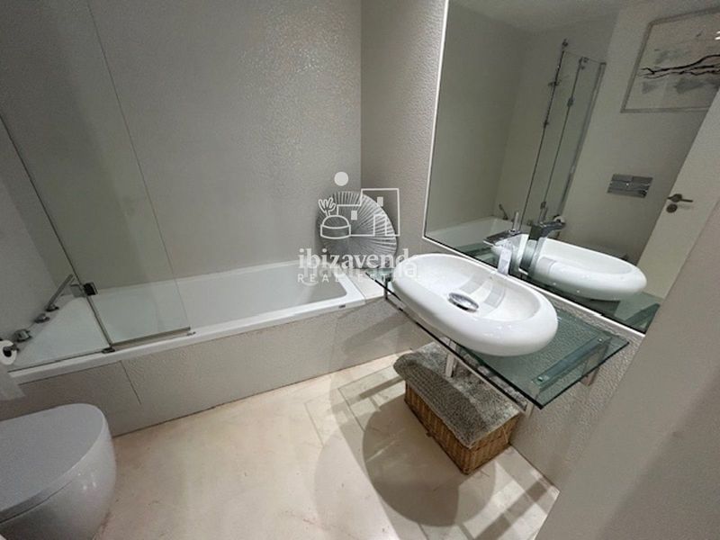 Foto 079da9d5-7f57-4393-aeb5-3df9db7e7797. Pis amb aparcament a Formentera