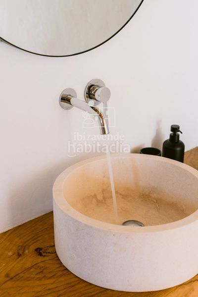 Foto cf3b1f66-97b0-4621-81c6-0d02a25379d8. Lloguer xalet amb calefacció aparcament piscina a Sant Joan de Labritja