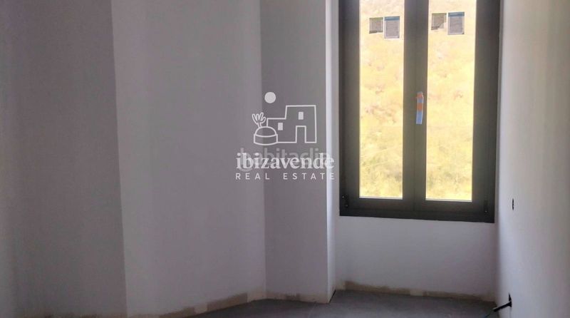 Foto d863f923-ecfe-48fc-84c1-67fed37d950d. Penthouse with parking pool in Sant Antoni de Portmany