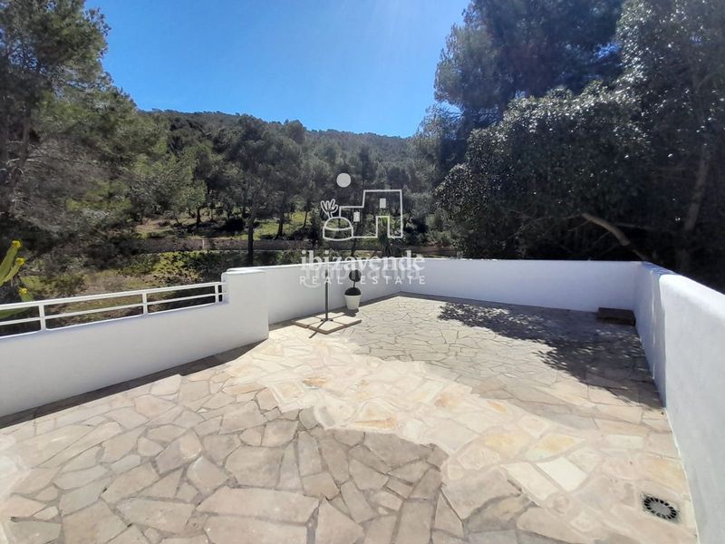Foto 18af40e0-fc53-47f0-9c60-968f07bb0e94. Casa amb calefacció aparcament piscina a Santa Eulària des riu Santa Eulària
